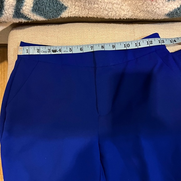 This is a blue suit comes with blazer and pants. It is an XS. - Picture 10 of 10